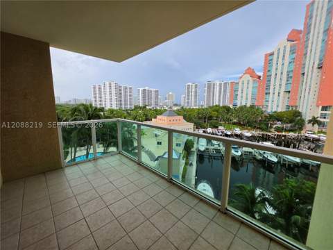 3340 NE 190th St 705, Aventura FL - photo 8 of 27