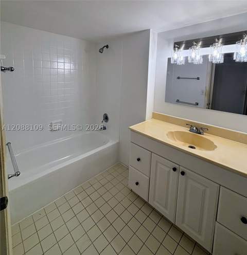 20860 San Simeon Way 303-6, Miami FL - photo 9 of 11