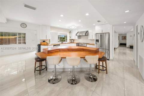 19885 NE 22nd Ave, Miami FL - photo 21 of 54