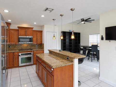 16362 SW 94th St, Miami FL - photo 18 of 43
