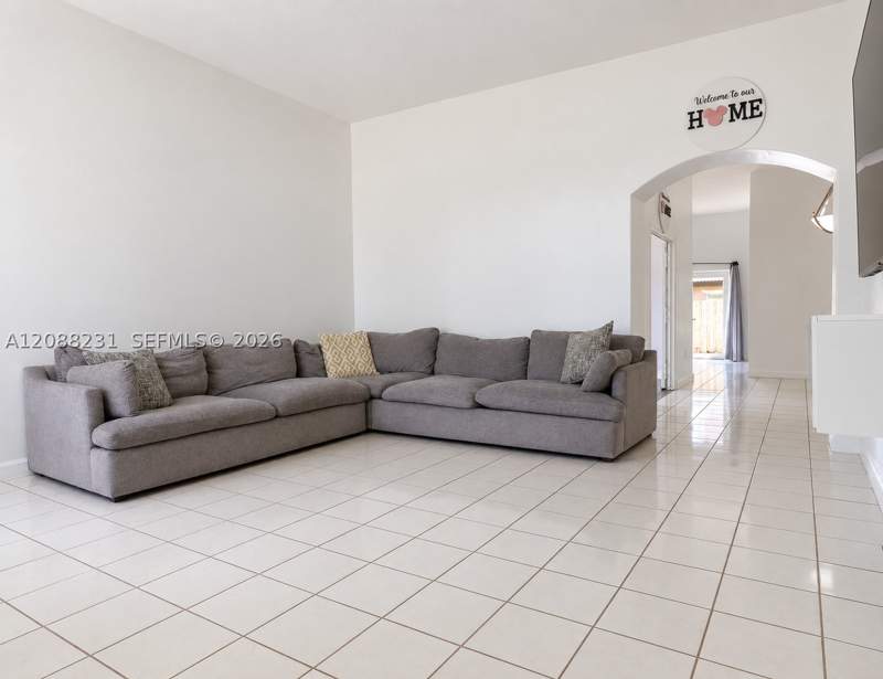 3 bedroom SingleFamilyResidence at 16362 SW 94th St, Forest Lakes Homes, Miami — photo 3