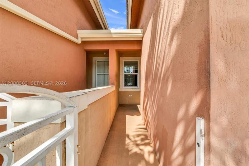 3 bedroom Townhouse at 23732 SW 110th Ave, Spicewood Sub, Homestead — photo 5