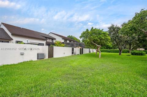 8999 SW 133rd Ct B, Miami FL - photo 13 of 33