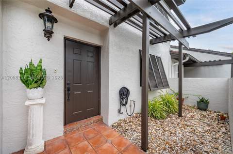 8999 SW 133rd Ct B, Miami FL - photo 9 of 33