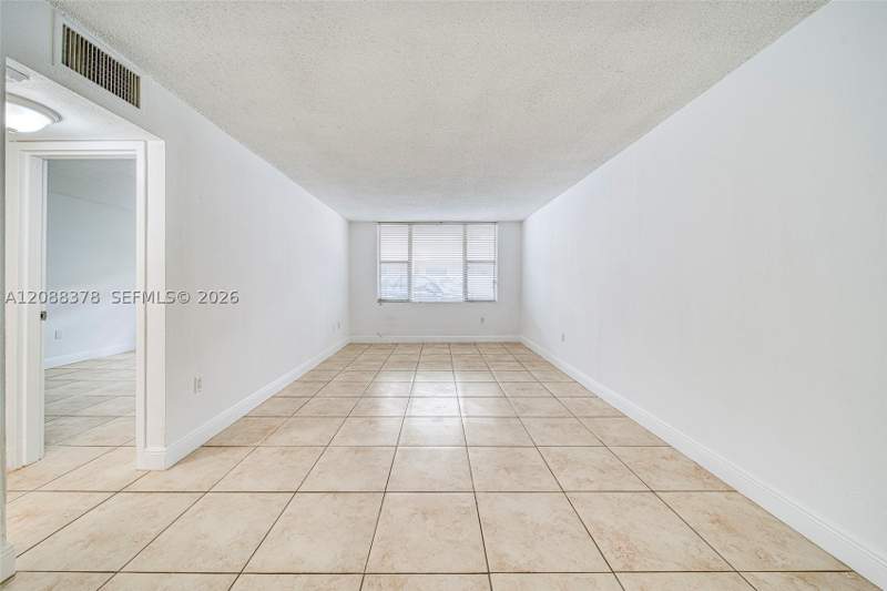 1 bedroom Condominium at 1805 Sans Souci Blvd 122, Bayview Palms Condo, North Miami — photo 4