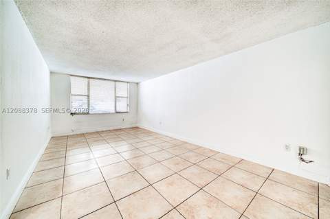 1805 Sans Souci Blvd 122, North Miami FL - photo 6 of 18