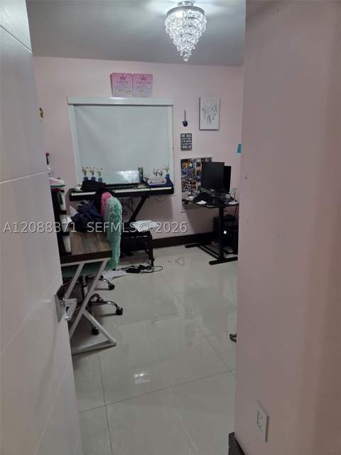 9085 NW 117th St, Hialeah Gardens FL - photo 11 of 12