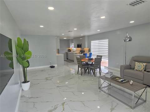 19115 Bel Aire Dr, Cutler Bay FL - photo 10 of 42
