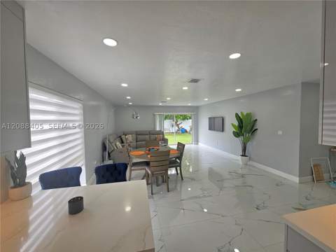 19115 Bel Aire Dr, Cutler Bay FL - photo 12 of 42