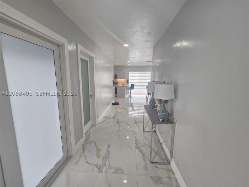 4 bedroom SingleFamilyResidence at 19115 Bel Aire Dr, Bel Aire Sec 3, Cutler Bay — photo 5