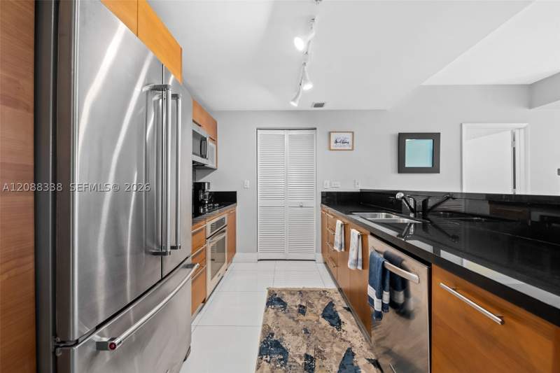 2 bedroom Condominium at 253 NE 2nd St 2501, Vizcayne South Condo, Miami — photo 2