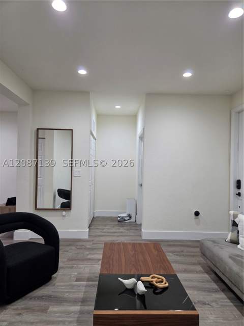 11079 W 32nd Ln, Hialeah FL - photo 8 of 19