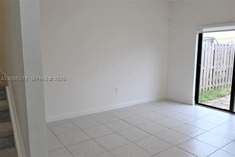 23444 SW 129th Ave, Homestead FL - photo 9 of 25