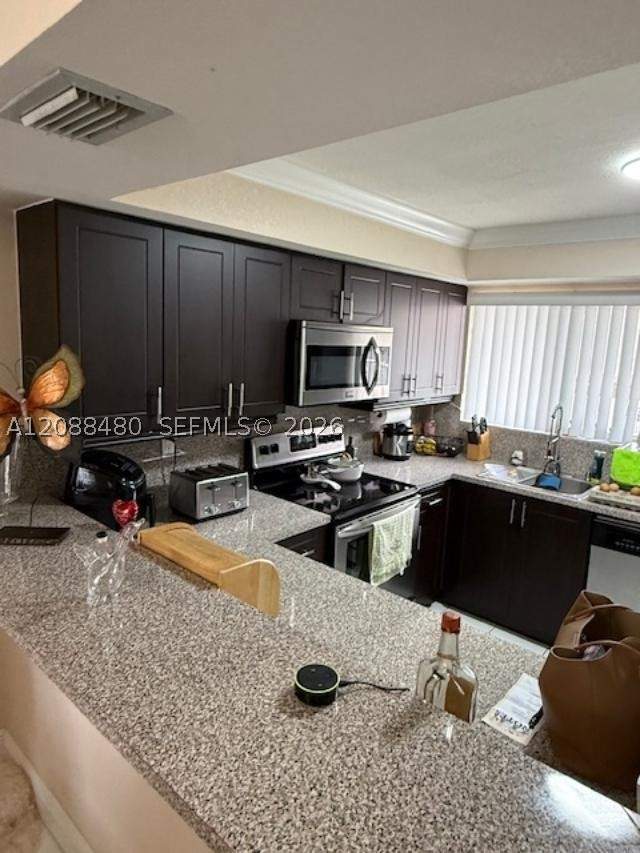 2 bedroom Condominium at 14901 SW 80th St 210, The Seasons Villas & Thms, Miami — photo 3