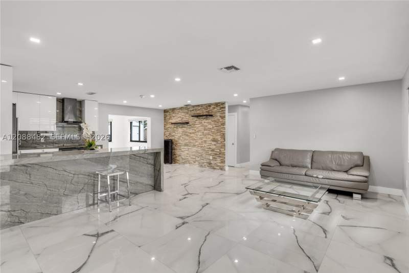 4 bedroom SingleFamilyResidence at 18731 SW 87th Ave, Whispering Pines Estates, Cutler Bay — photo 5