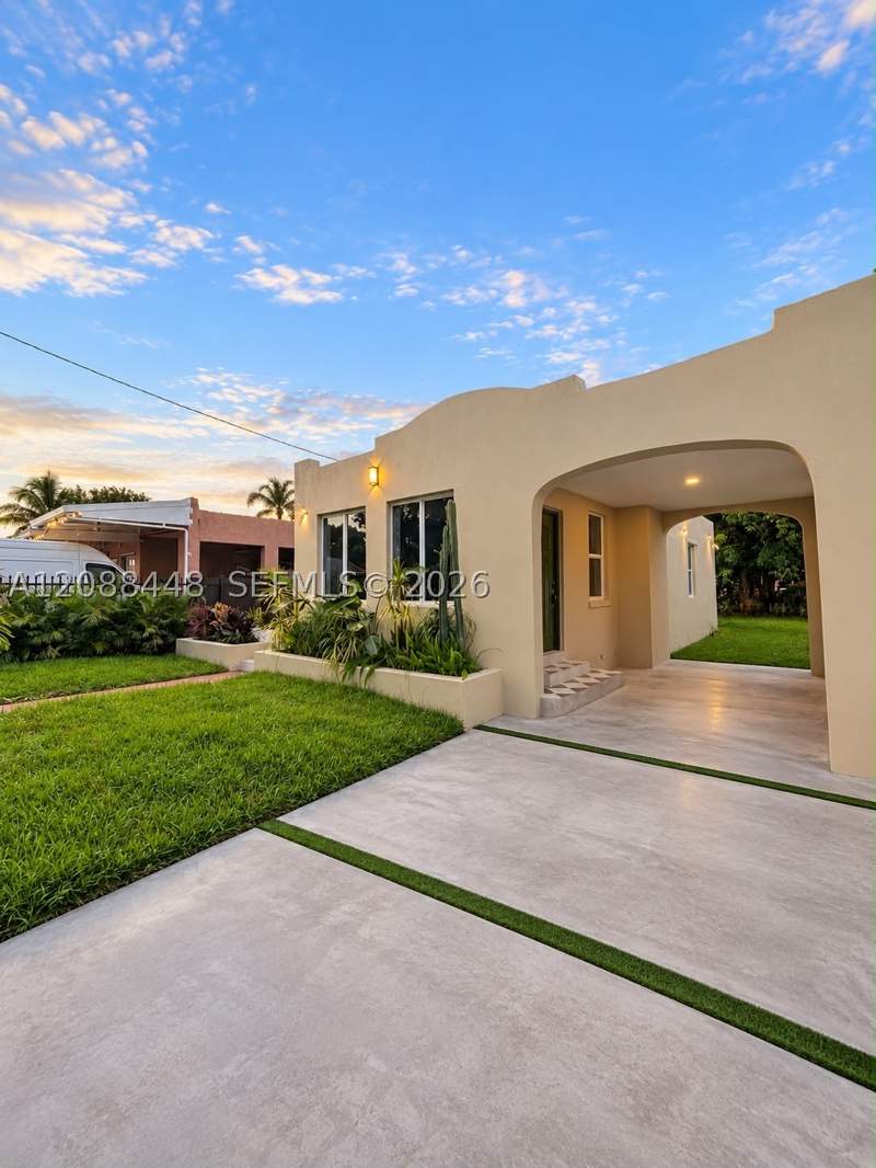 3 bedroom SingleFamilyResidence at 1922 NW 47th Ter, 17 Ave Manor, Miami — photo 2