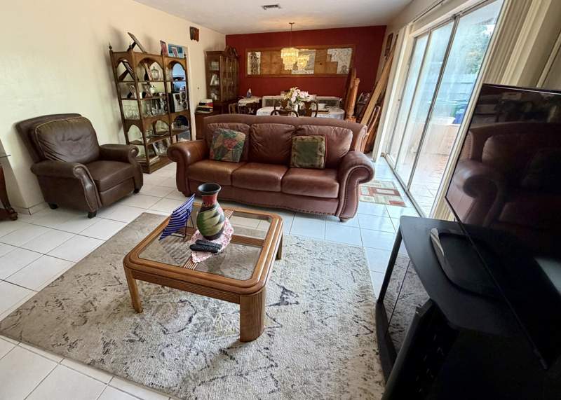 3 bedroom SingleFamilyResidence at 2021 NW 187th Street, Windward Estates Sec 1, Miami Gardens — photo 2