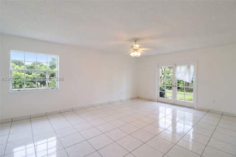 14203 SW 35th St, Miami FL - photo 11 of 33