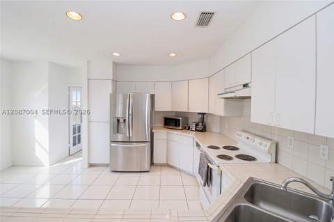 14203 SW 35th St, Miami FL - photo 8 of 33