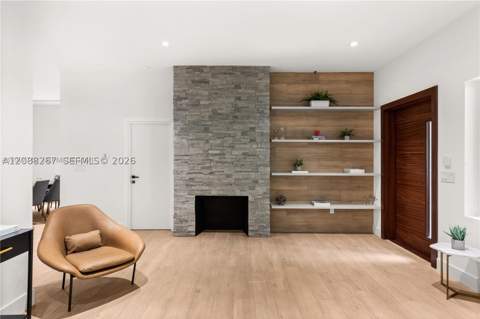 270 SW 29th Rd, Miami FL - photo 6 of 56