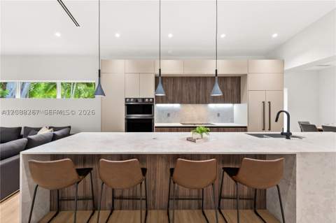 270 SW 29th Rd, Miami FL - photo 9 of 56
