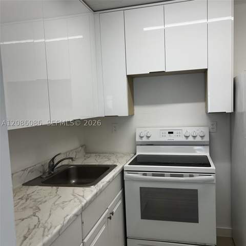 200 172nd St 504, Sunny Isles Beach FL - photo 7 of 17