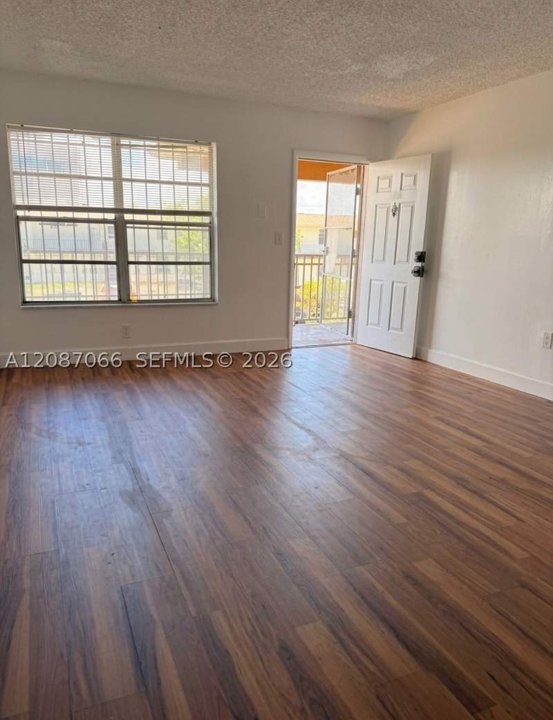 2 bedroom Condominium at 291 NW 177th St C-201, New World Condo Apts III, Miami Gardens — photo 3