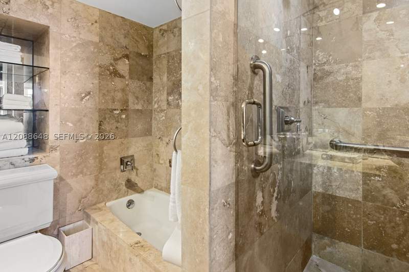 2 bedroom Condominium at 100 Lincoln Rd 748, The Decoplage Condo, Miami Beach — photo 4