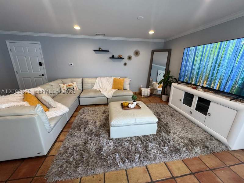 3 bedroom SingleFamilyResidence at 15115 SW 140th Pl, Country Walk Sec 2, Miami — photo 3