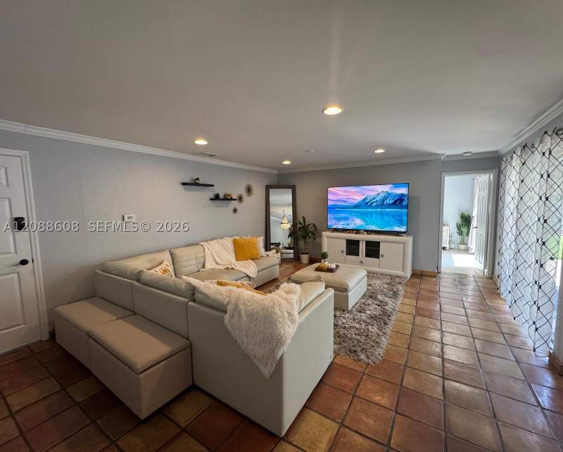 3 bedroom SingleFamilyResidence at 15115 SW 140th Pl, Country Walk Sec 2, Miami — photo 4