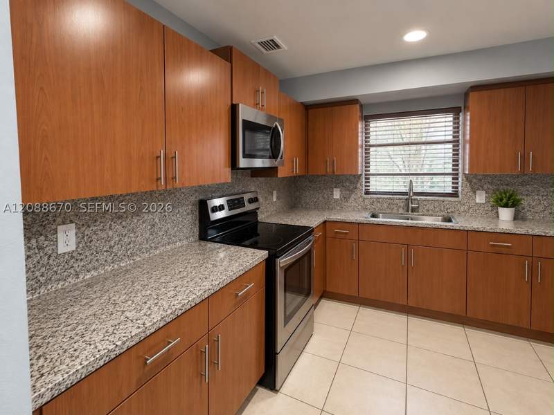 2 bedroom SingleFamilyResidence at 1869 NW 83rd Ter, Gallician Gardens, Miami — photo 5