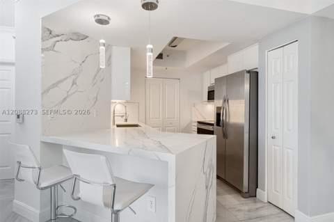 2000 N Bayshore Dr 619, Miami FL - photo 8 of 23