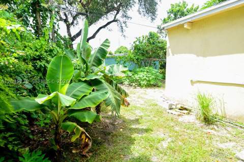 298 NW 104th St, Miami FL - photo 14 of 27