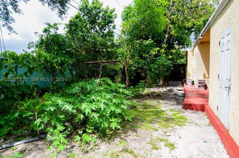 298 NW 104th St, Miami FL - photo 15 of 27
