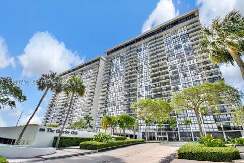 600 NE 36th St 508, Miami FL - photo 15 of 59
