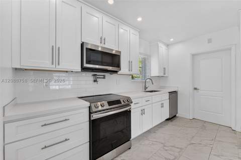 12140 NE Miami Ct, North Miami FL - photo 12 of 34