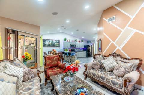 1111 San Remo Cir, Homestead FL - photo 13 of 34