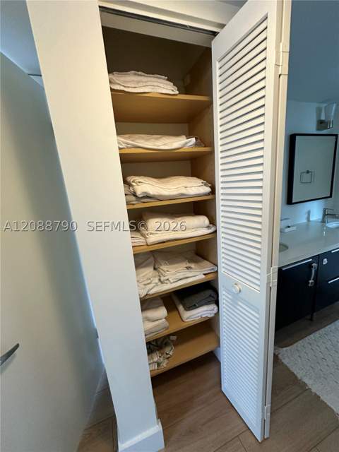 55 Ocean Lane Dr 2028, Key Biscayne FL - photo 11 of 19