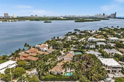 10031 W Broadview Dr, Bay Harbor Islands FL - photo 13 of 15