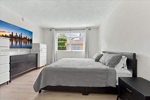 4310 NW 79th Ave 2B, Doral FL - photo 8 of 17