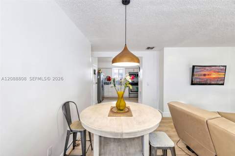 110 NE 9th Ct, Homestead FL - photo 8 of 26