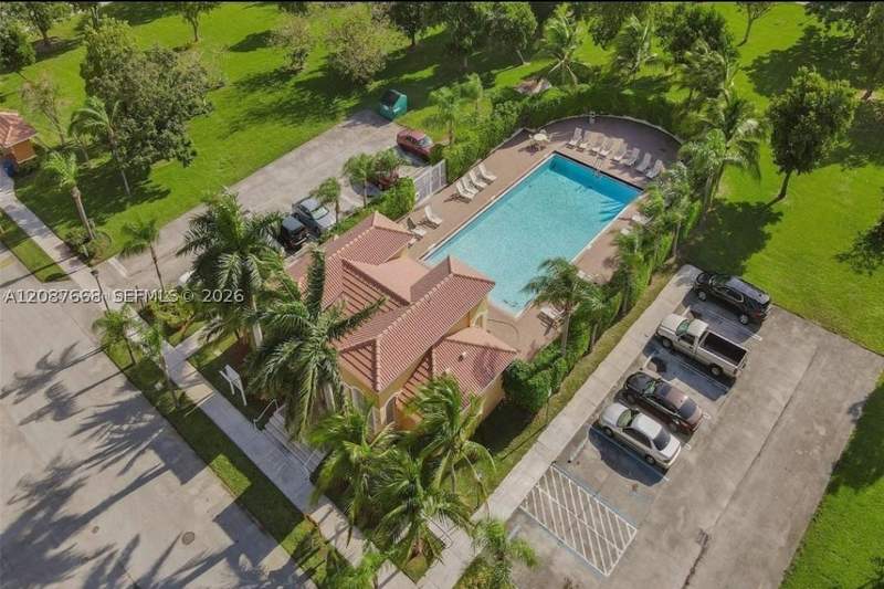 4 bedroom Townhouse at 24705 SW 110th Pl, Villas Del Campo Sub, Homestead — photo 4