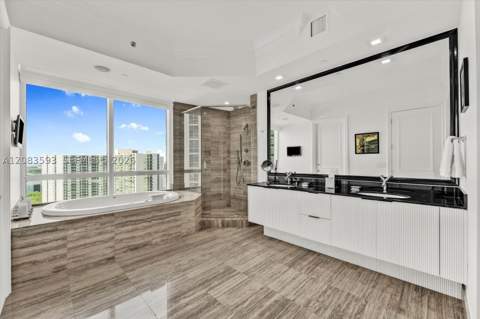 15901 Collins Ave 1606, Sunny Isles Beach FL - photo 18 of 24