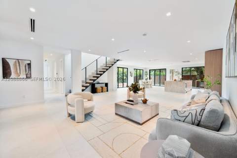 300 NE 48th St, Miami FL - photo 6 of 32
