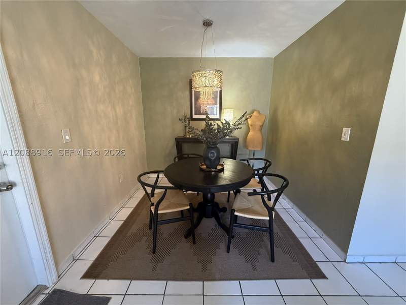 2 bedroom Condominium at 7823 Miller Dr C207, Lakewood Villas Condo, Miami — photo 5
