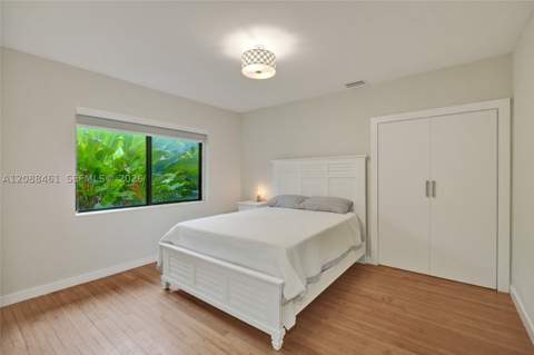 1064 NE 97th St, Miami Shores FL - photo 22 of 34
