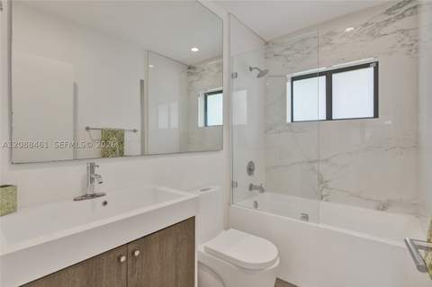 1064 NE 97th St, Miami Shores FL - photo 24 of 34