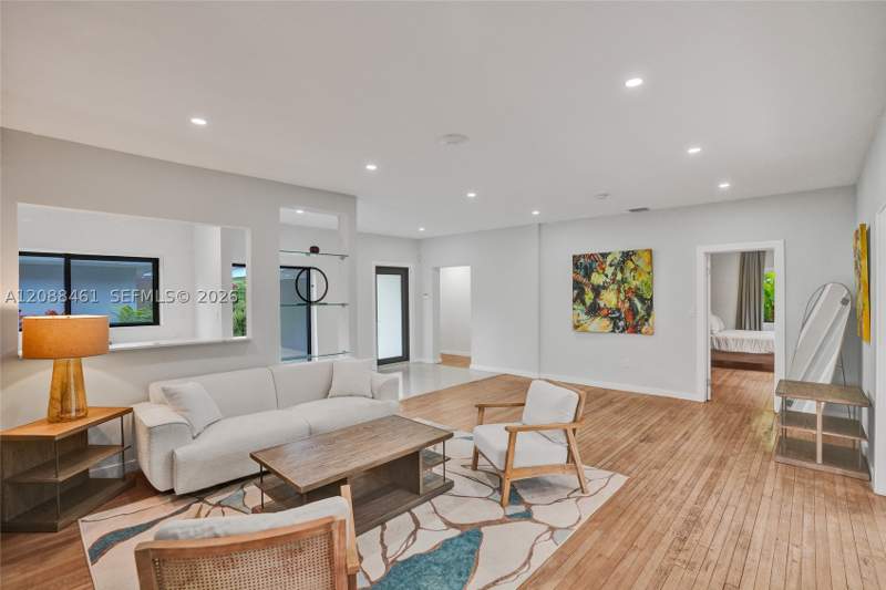 3 bedroom SingleFamilyResidence at 1064 NE 97th St, Rev Pl Miami Shores Sec 8, Miami Shores — photo 4