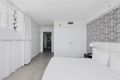 1100 West Ave 616, Miami Beach FL - photo 12 of 37