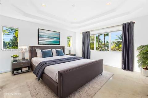 1490 Cleveland Rd, Miami Beach FL - photo 13 of 28